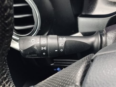 Used 2016 Toyota Tacoma SR5 image 35