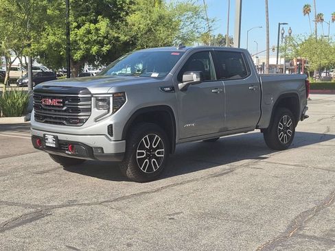 New 2026 GMC Sierra 1500 AT4 w/ Technology Package AWD/4WD image 9