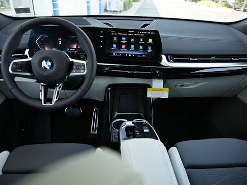 New 2026 BMW X2 xDrive28i w/ Technology Package AWD/4WD image 27