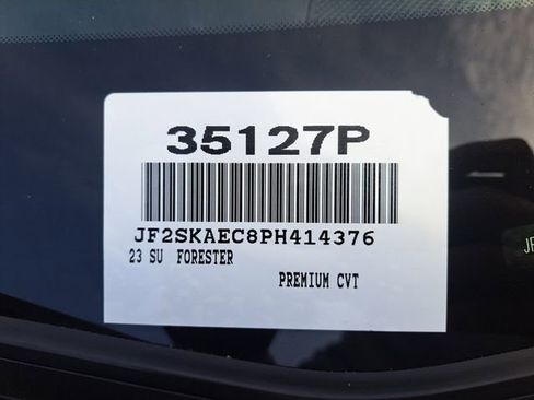 Used 2023 Subaru Forester Premium image 2