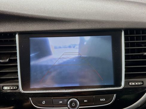 Used 2019 Buick Encore Sport Touring AWD/4WD image 14