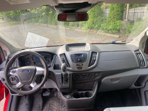 Used 2018 Ford Transit 150 130 Low Roof RWD image 16