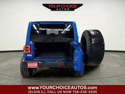 Used 2022 Jeep Wrangler Unlimited Sahara AWD/4WD image 5