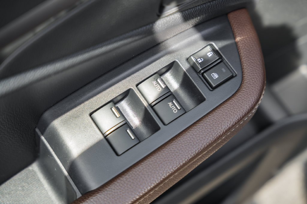 Certified 2025 Honda Passport EX-L image 41