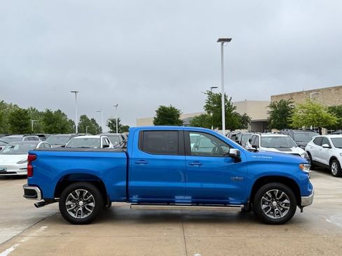 Used 2025 Chevrolet Silverado 1500 LT w/ Texas Edition Plus RWD image 6