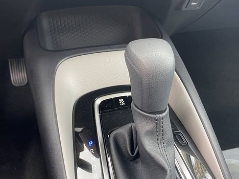 Used 2026 Toyota Corolla LE image 13