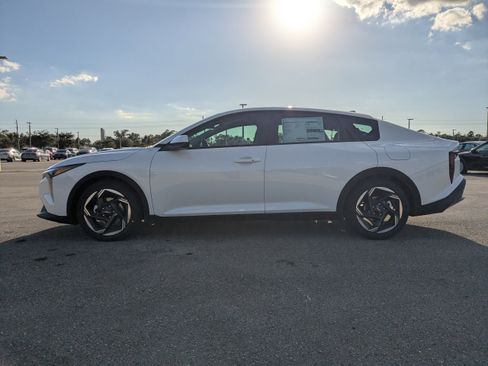 New 2025 Kia K4 GT-Line Turbo FWD image 8