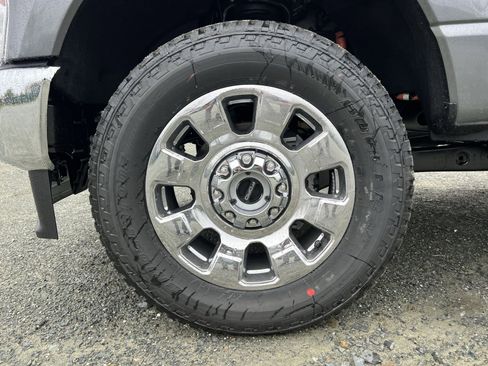 New 2026 Ford F250 Lariat AWD/4WD image 12