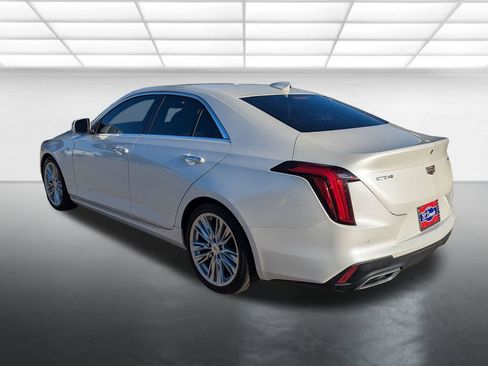Used 2020 Cadillac CT4 Premium Luxury RWD image 2