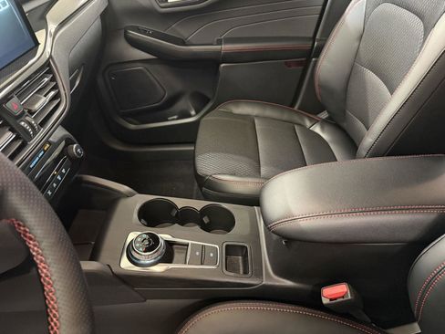 New 2026 Ford Escape ST-Line w/ Tech Pack #1 image 14