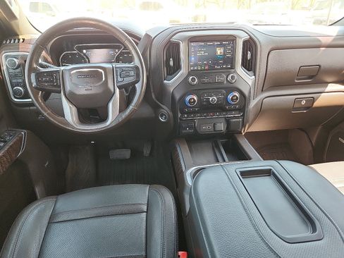 Used 2021 GMC Sierra 2500 Denali w/ Denali Ultimate Package AWD/4WD image 11
