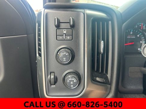 Used 2018 Chevrolet Silverado 1500 LT w/ All Star Edition AWD/4WD image 13