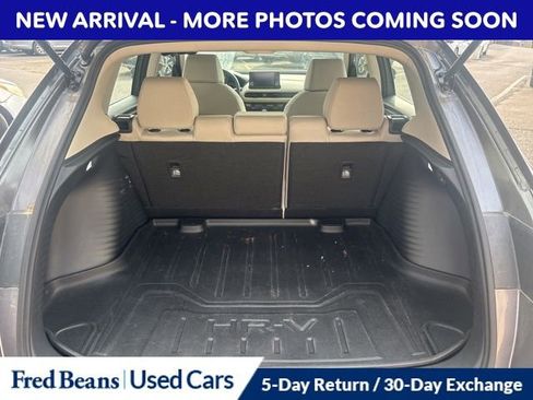 Used 2023 Honda HR-V LX image 8