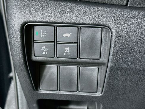 Used 2020 Honda CR-V Touring image 17