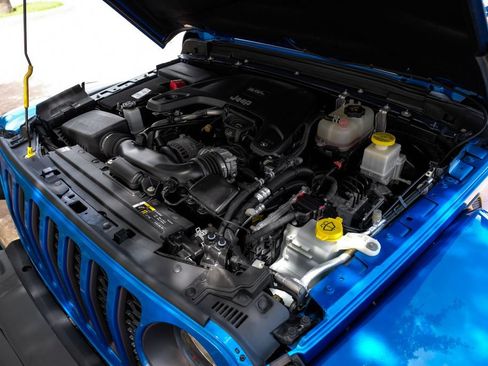 Used 2021 Jeep Gladiator Mojave AWD/4WD image 63