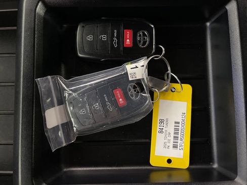 Certified 2025 Toyota Tundra SR5 AWD/4WD image 24