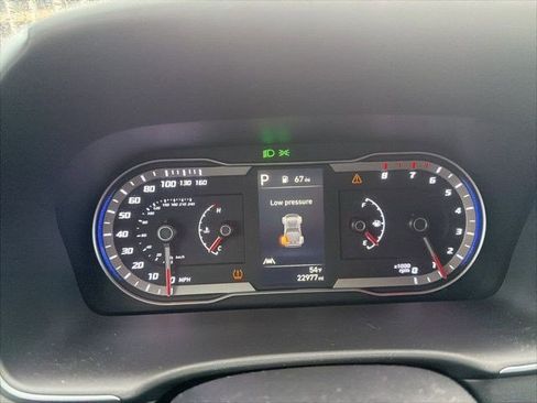 Used 2024 Hyundai Santa Cruz SEL image 16