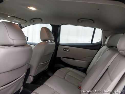 Used 2018 Nissan Leaf SL image 14