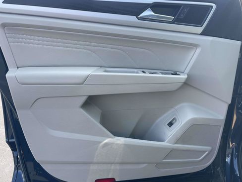 Certified 2023 Volkswagen Atlas SE FWD image 16