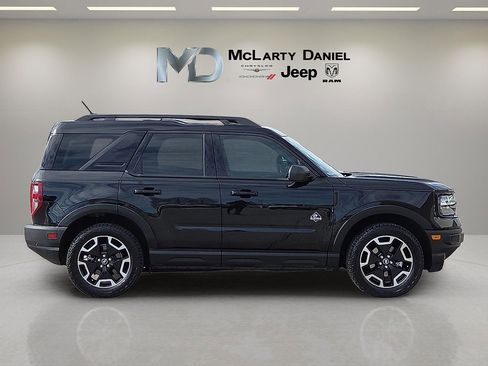 Used 2023 Ford Bronco Sport Outer Banks w/ Tech Package image 6