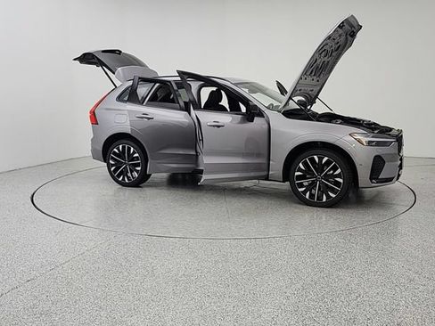 New 2026 Volvo XC60 B5 Ultra w/ Climate Package AWD/4WD image 10