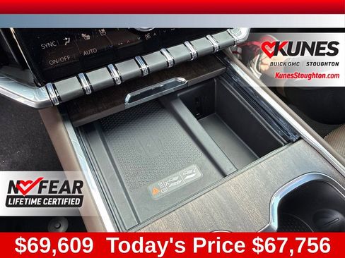 New 2026 GMC Acadia Denali Ultimate w/ LPO, Floor Liner Package AWD/4WD image 40