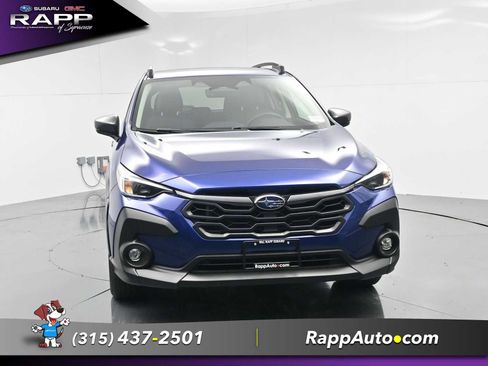 Used 2024 Subaru Crosstrek 2.0i Premium AWD/4WD image 2