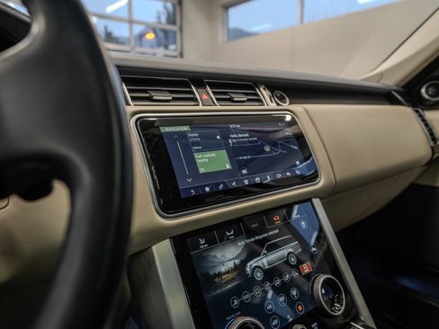Used 2019 Land Rover Range Rover HSE image 33