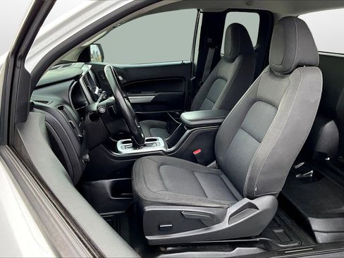 Used 2022 Chevrolet Colorado LT w/ Fleet Safety Package image 16