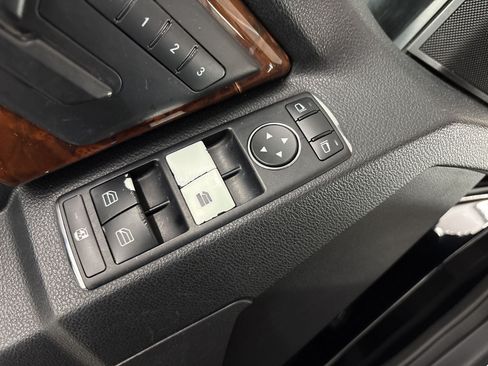 Used 2010 Mercedes-Benz GLK 350 4MATIC image 14