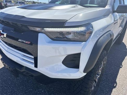Used 2024 Chevrolet Colorado ZR2 w/ ZR2 Convenience Package III image 10