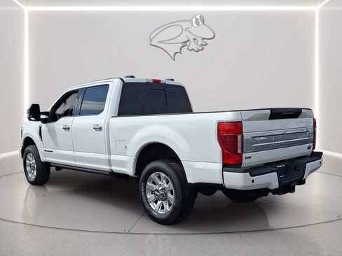 Used 2021 Ford F250 Platinum image 3