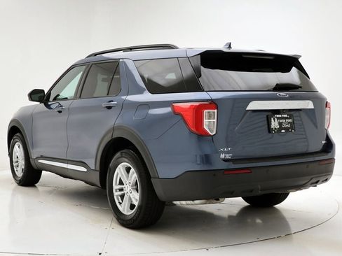 Used 2020 Ford Explorer XLT image 7