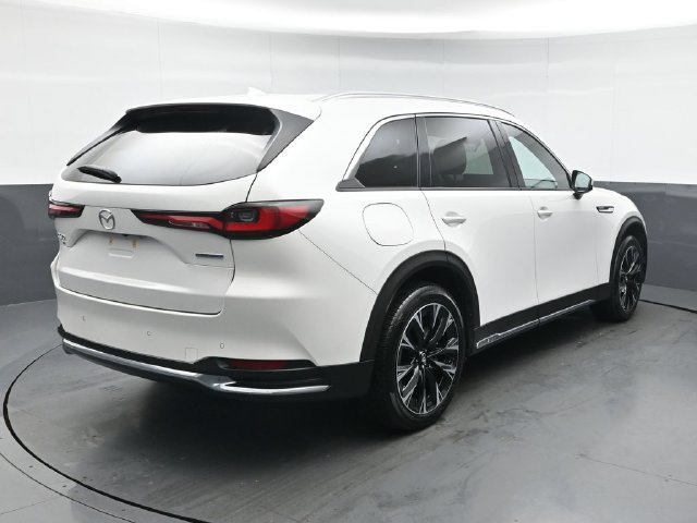 Certified 2024 MAZDA CX-90 Plug-In Hybrid w/ Premium Plus AWD/4WD image 5