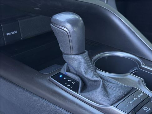 Used 2021 Toyota Camry XSE w/ Navigation Package FWD image 31