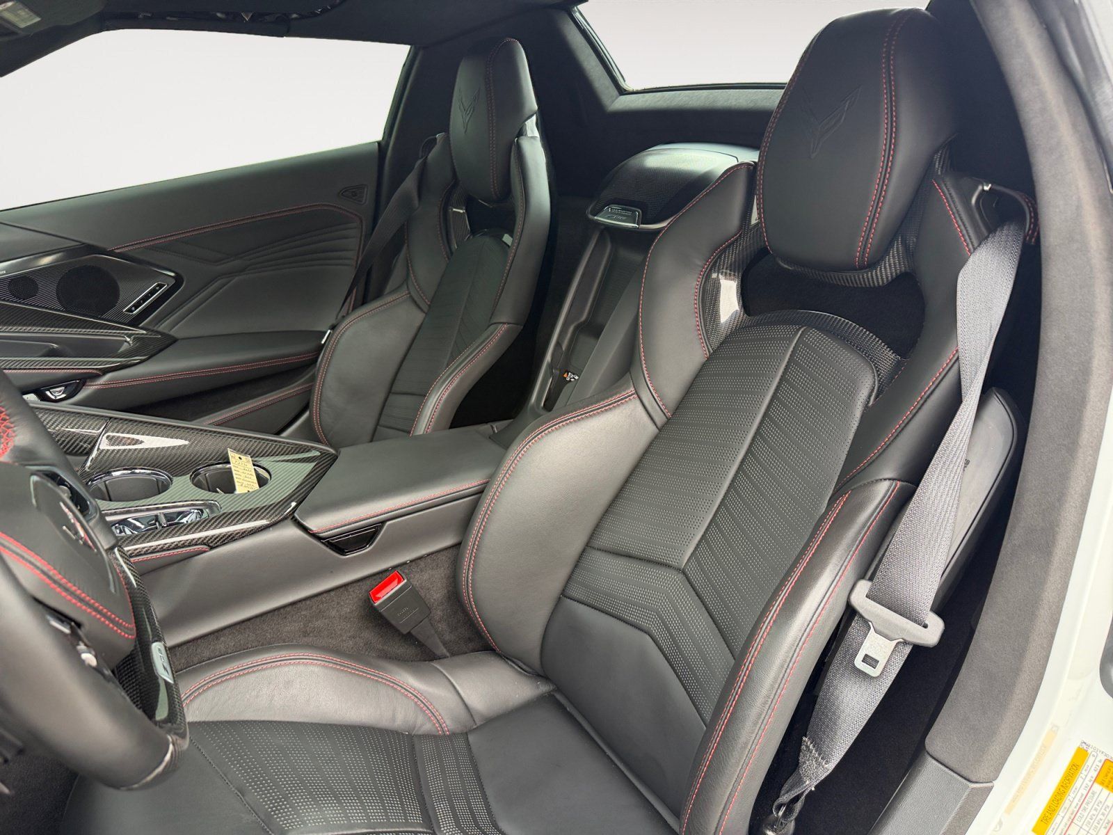 Used 2026 Chevrolet Corvette Z06 RWD image 13