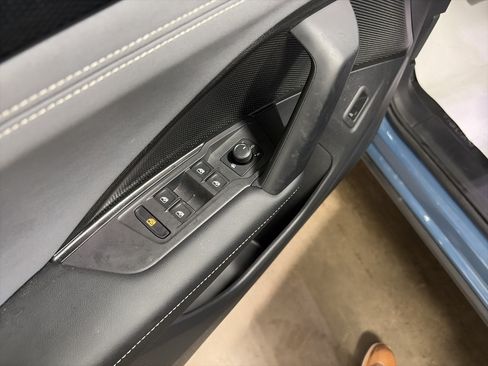 Certified 2025 Volkswagen Tiguan SE AWD/4WD image 28