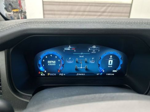 Used 2025 Ford Bronco Badlands AWD/4WD image 11
