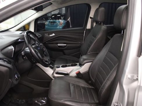Used 2014 Ford C-MAX Energi SEL w/ Equipment Group 303A FWD image 12