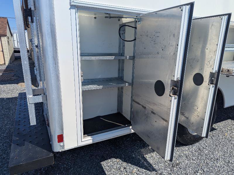 Used 2021 Chevrolet Express 3500 w/ Power Convenience Package RWD image 14