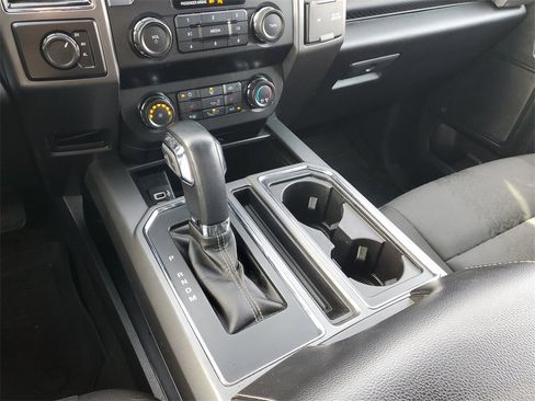 Used 2020 Ford F150 XLT w/ Equipment Group 302A Luxury image 28