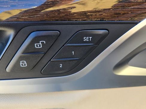 Used 2021 BMW X3 xDrive30i w/ Convenience Package image 17