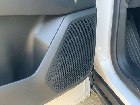 Certified 2026 Chevrolet Equinox LT FWD image 22