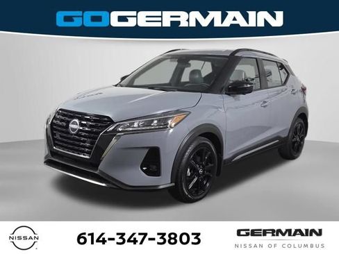 Used 2022 Nissan Kicks SR w/ Premium Package FWD image 1