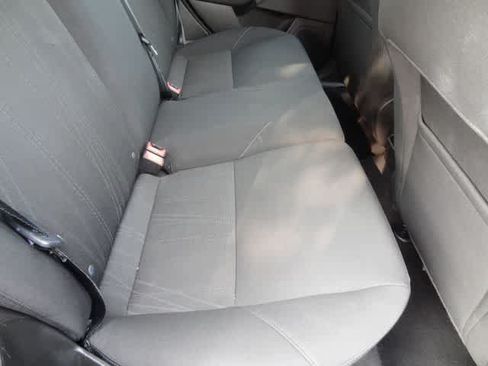 Used 2016 Ford Focus SE FWD image 9