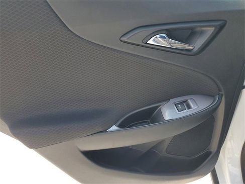 Used 2024 Chevrolet Malibu LT image 9