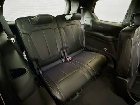 New 2025 Jeep Grand Cherokee L Limited w/ Black Appearance Package image 28