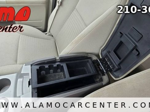 Used 2010 Ford Edge SE FWD image 37