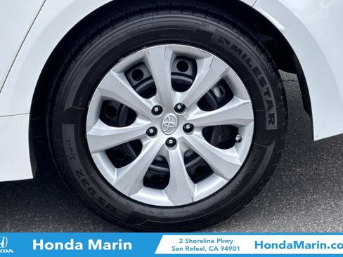 Used 2020 Toyota Corolla LE FWD image 33