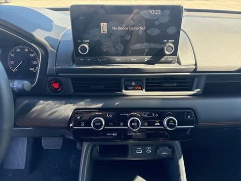 Used 2025 Honda Pilot Sport image 19